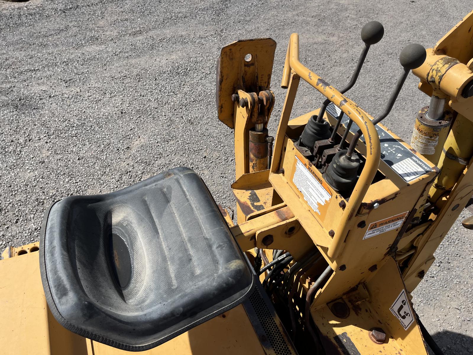 ./imagenes/INVOICE/2019/16425/ZANJADORA CASE 660 (15).JPG